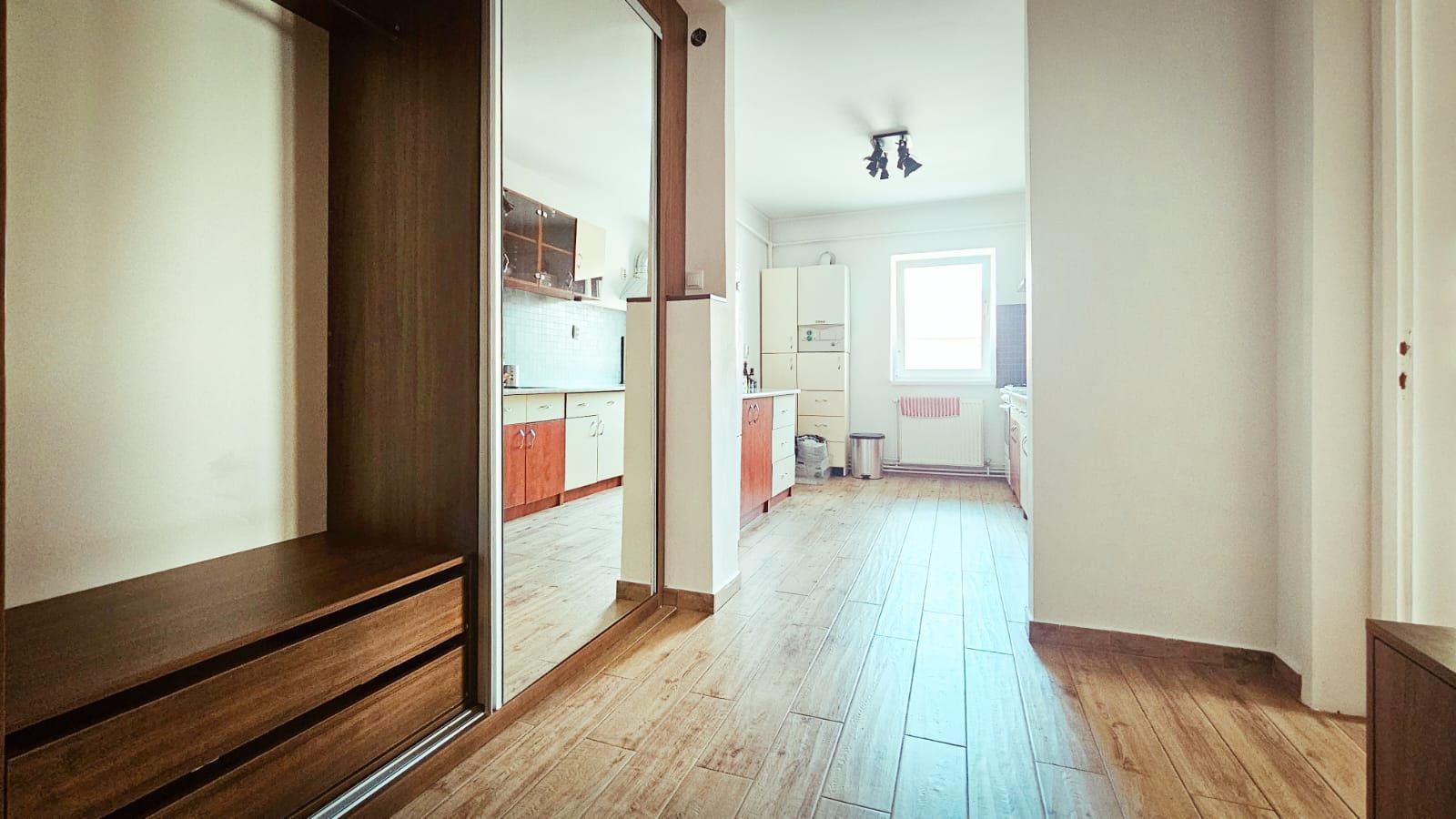 Exclusivitate, intrare Racadau 2  camere in bloc nou - Poză 11