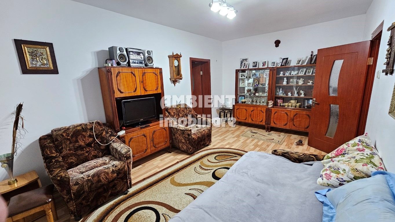 Apartament 2 camere, parter, zona DONICI; - Poză 3