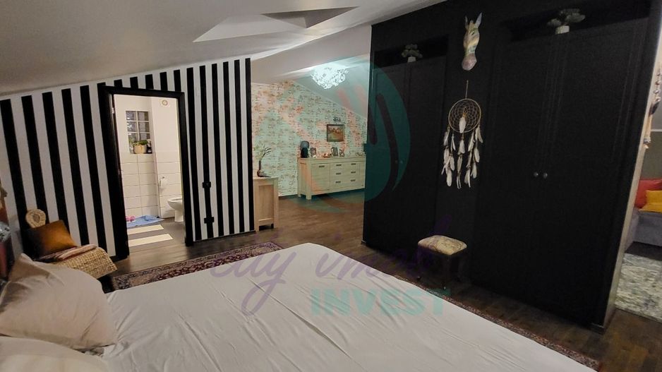 Casa cu teren 329 mp - Poză 11