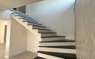 Casa de vanzare, zona Liceul Pedagogic. Pret 225.000€ Negociabil! - Poză 3