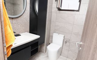 Soluție Locativă pentru Firme: Vilă cu Capacitate Mare în Ciorogarla - Poză 14