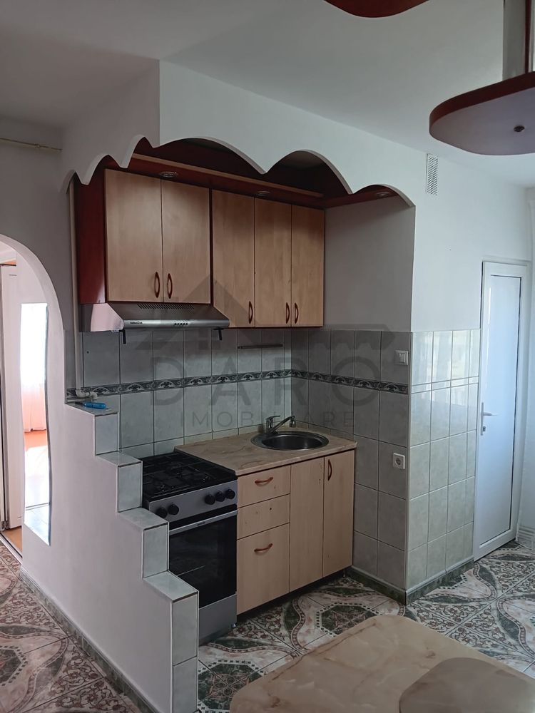 Inchiriez apartament 3 camere + 2 bai (ZONA UNIRII) - Poză 4