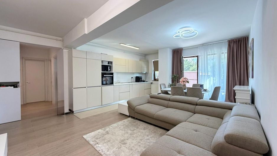 Apartament cu 3 camere si gradina proprie de 75mp Sisesti - Poză 1