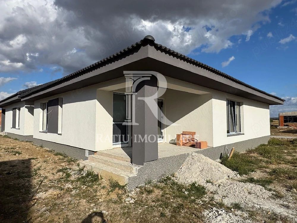 Casă modernă cu 3 dormitoare | Cihei | Aproape de Oradea - Poză 2