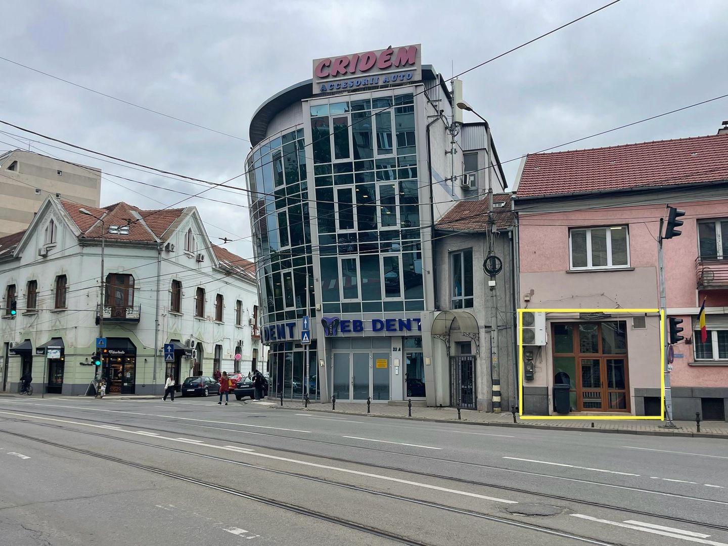 Spațiu comercial de închiriat – Str. Magheru, zonă cu trafic intens - Poză 1