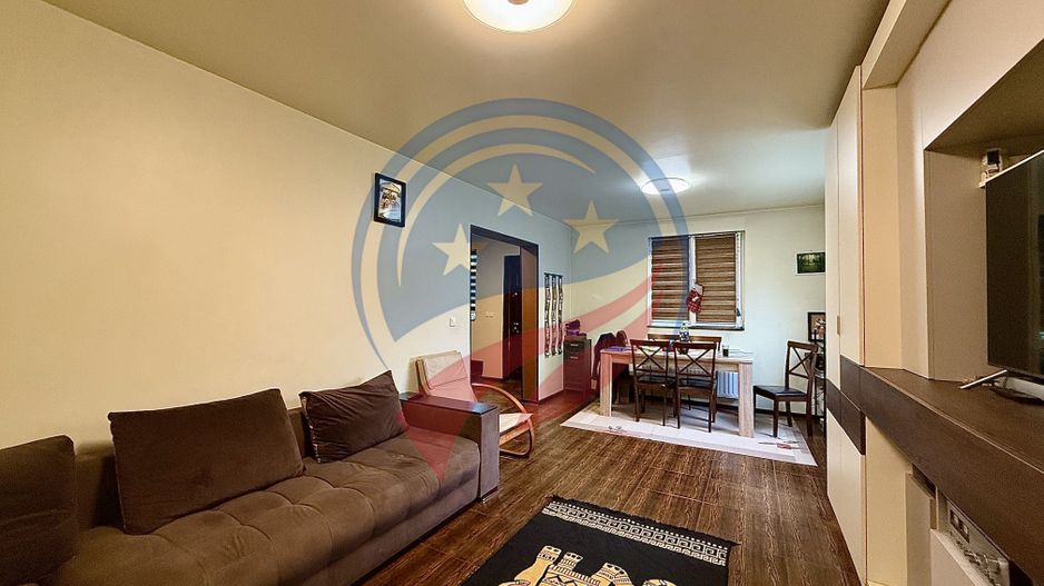 Casă de vânzare – Bld. Nicolae Romanescu, Craiova - Poză 2