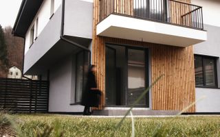 Duplex 4 camere | 120 mp utili | 180 mp curte | P+ET+POD | Floresti - Poză 2