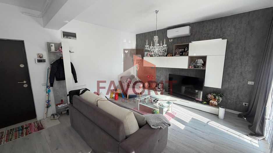 Mobilat si utilat. Pozitie excelenta. Loc de parcare - Poză 1