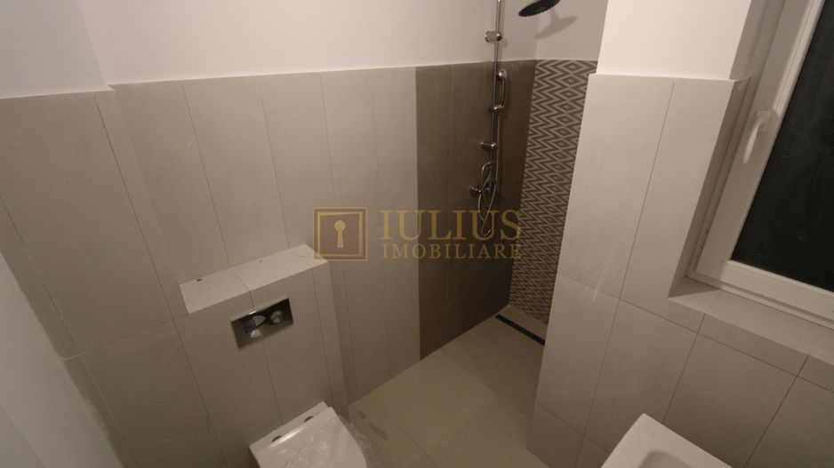 1/2 duplex spatios , spatiu verde generos, locuri de parcare-Mosnita - Poză 24