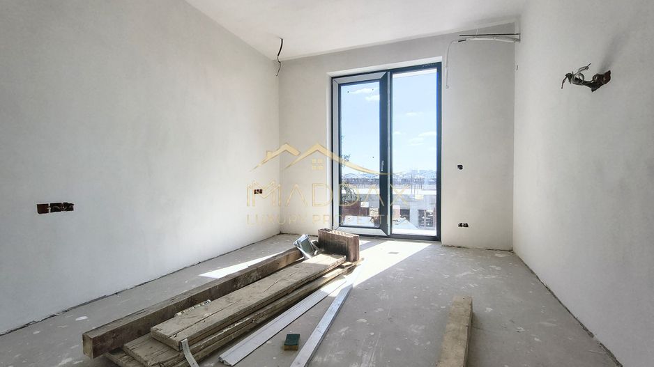 Vila moderna 6 camere // 190mp // teren 300mp // Tunari - Poză 13