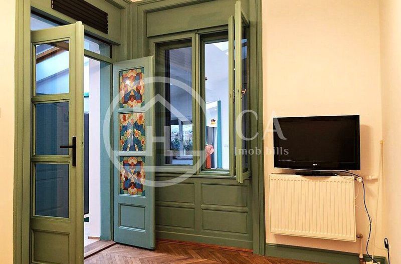 Apartament cu 4 camere de inchiriat, zona ultracentrala, Oradea - Poză 9