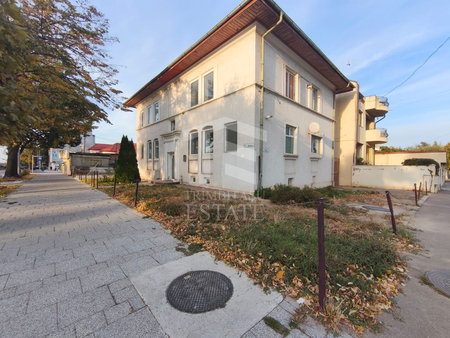 CLĂDIRE CU POTENȚIAL INVESTIȚIONAL | 362 MP UTILI | B-DUL MAMAIA - Poză 1