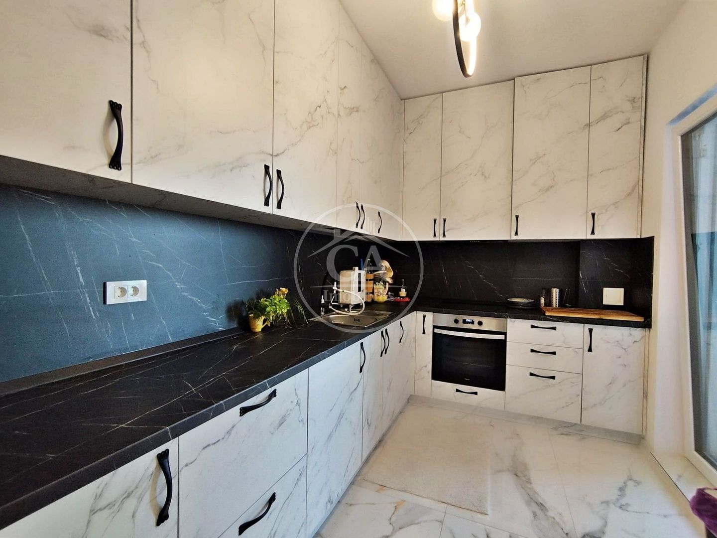 Apartament cu 2 camere de inchiriat in Victoria Residence, Oradea - Poză 6