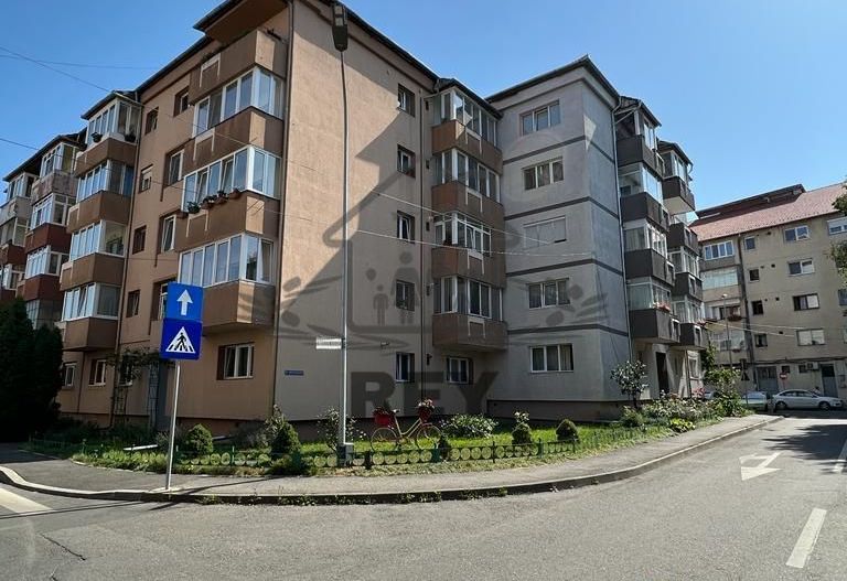 Apartament decomandat de vânzare zona Bâlea 2 camere 2 balcoane - Poză 3