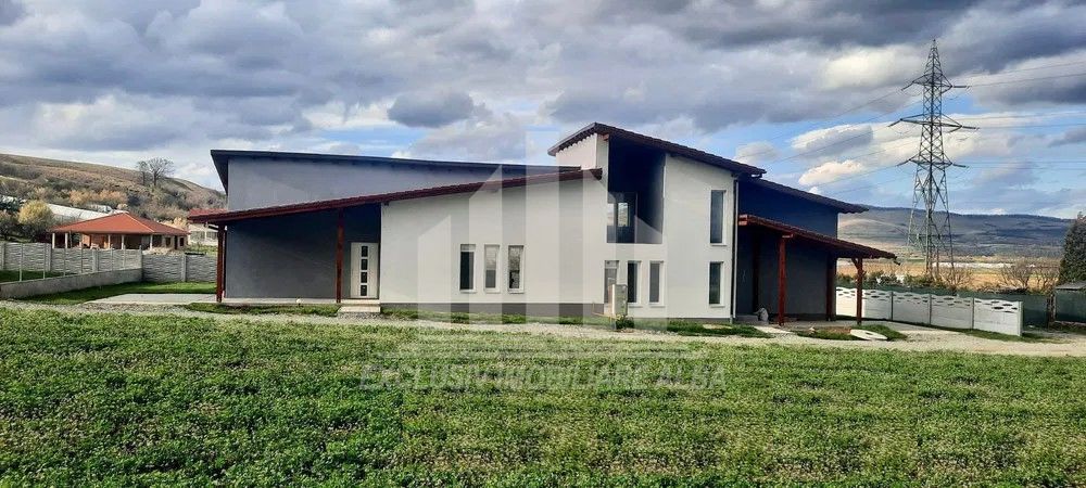 Casa tip duplex de vanzare, Micesti - Poză 1