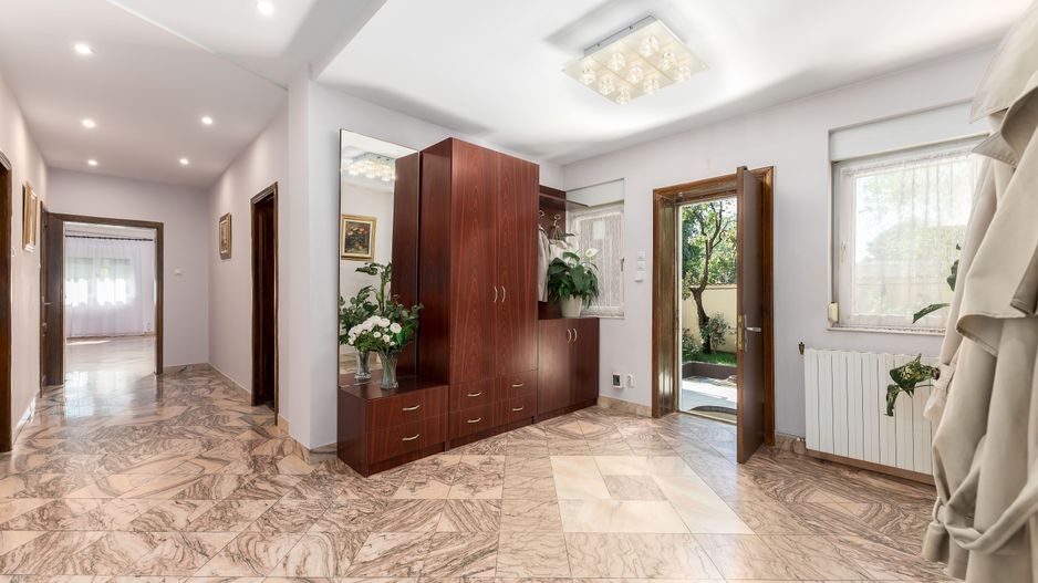 Vila Superba 360 mp - LOT 510 mp - Parcul Circului - Lacul Tei - Poză 7