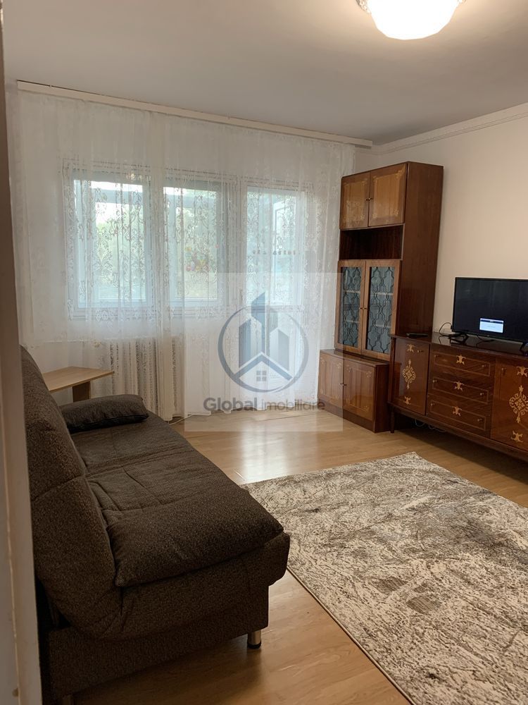 Inchiriez apartament doua camere - Poză 5