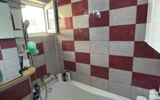 FARA RISC - PODU ROS - LICEUL EMIL RACOVITA - 3 CAMERE - RENOVAT - Poză 12