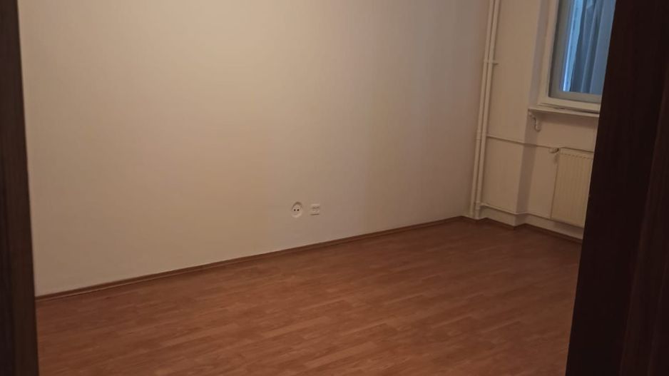 3cam.dec-1baie-disponibil imediat/Bvd Brancoveanu 130-132,sector 4 - Poză 6