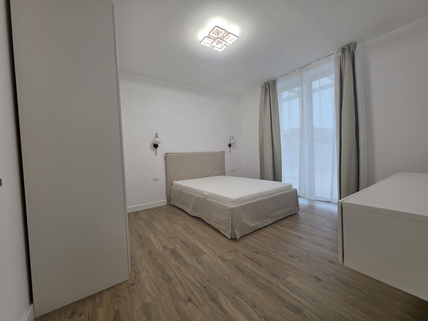 Penthouse spectaculos de închiriat – Universitate | Terasă panoramică - Poză 4