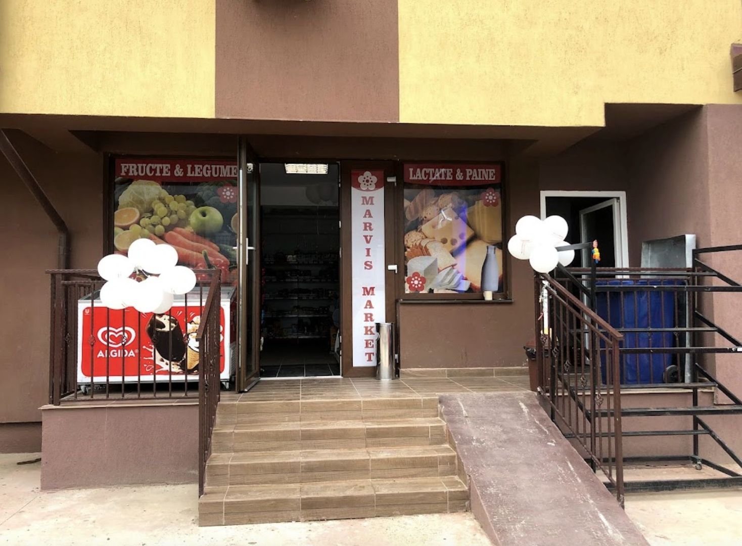 Spatiu comercial de inchiriat, 90mp plus 150 mp teren/parcare - Poză 2