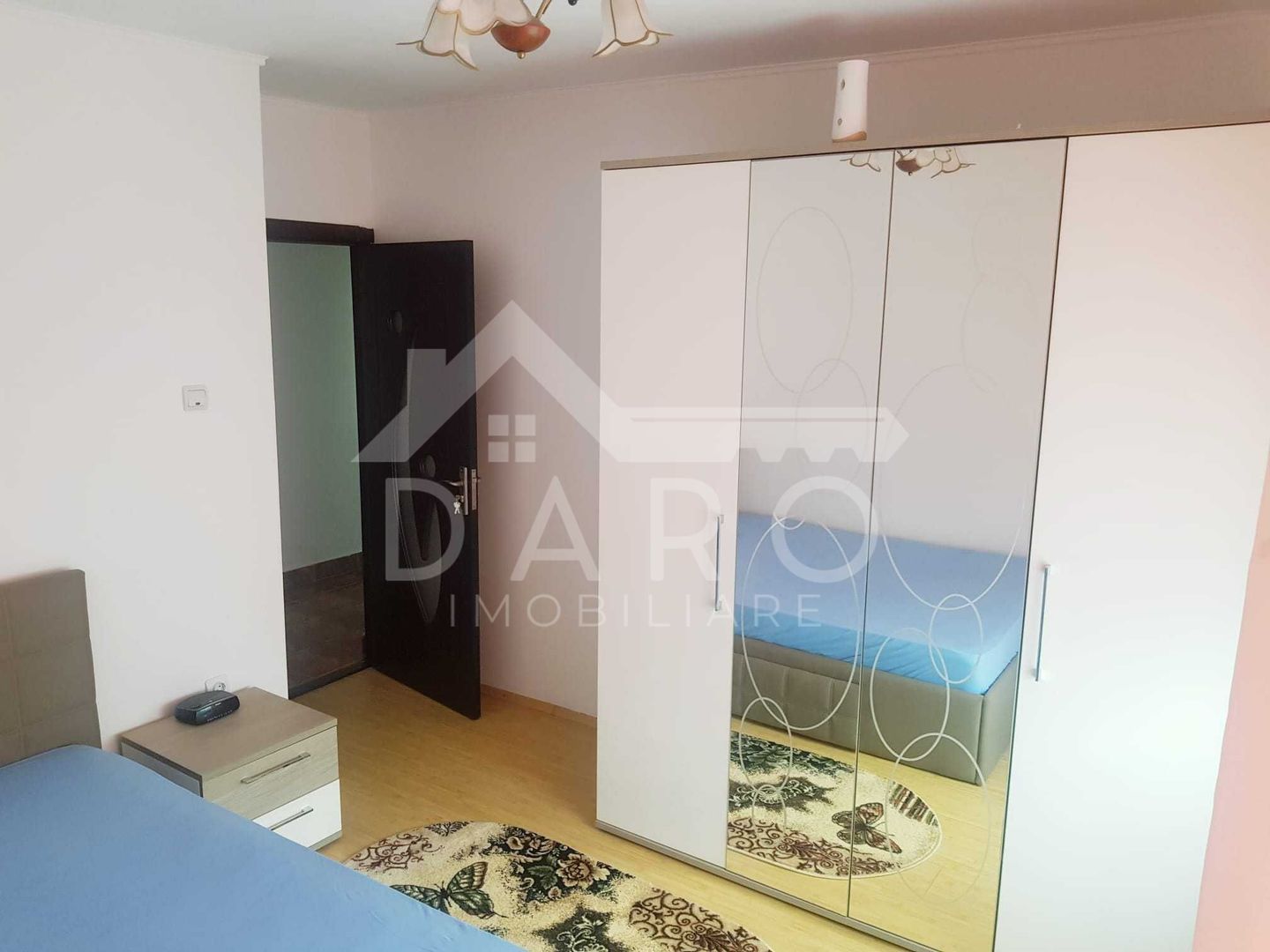 Apartament 2 camere decomandat / Tudor Str. Muncii - pozitie perfecta - Poză 2