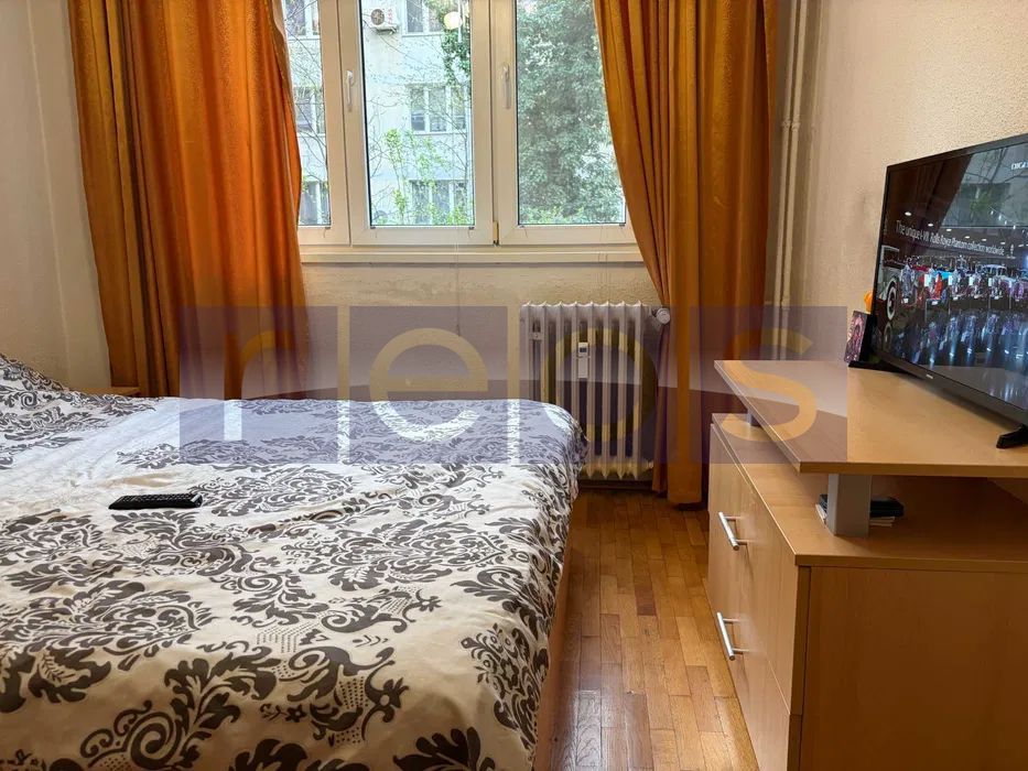 DE VANZARE APARTAMENT  2 CAMERE – PARCUL DRUMUL TABEREI – METROU - Poză 3