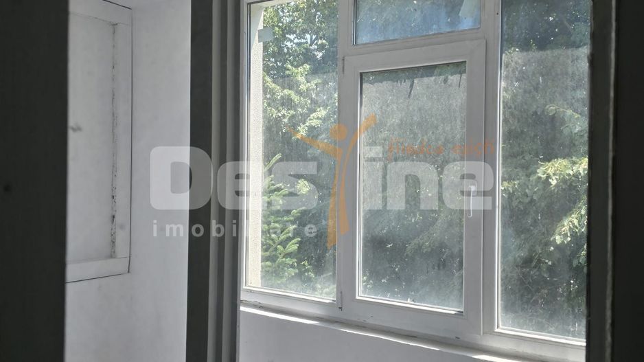 APARTAMENT 3 CAMERE SEMIDECOMANDAT - Poză 8