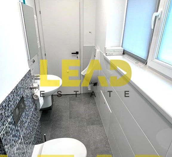 Casa renovata complet! 210 mp utili pe teren de 548 mp! - Poză 11
