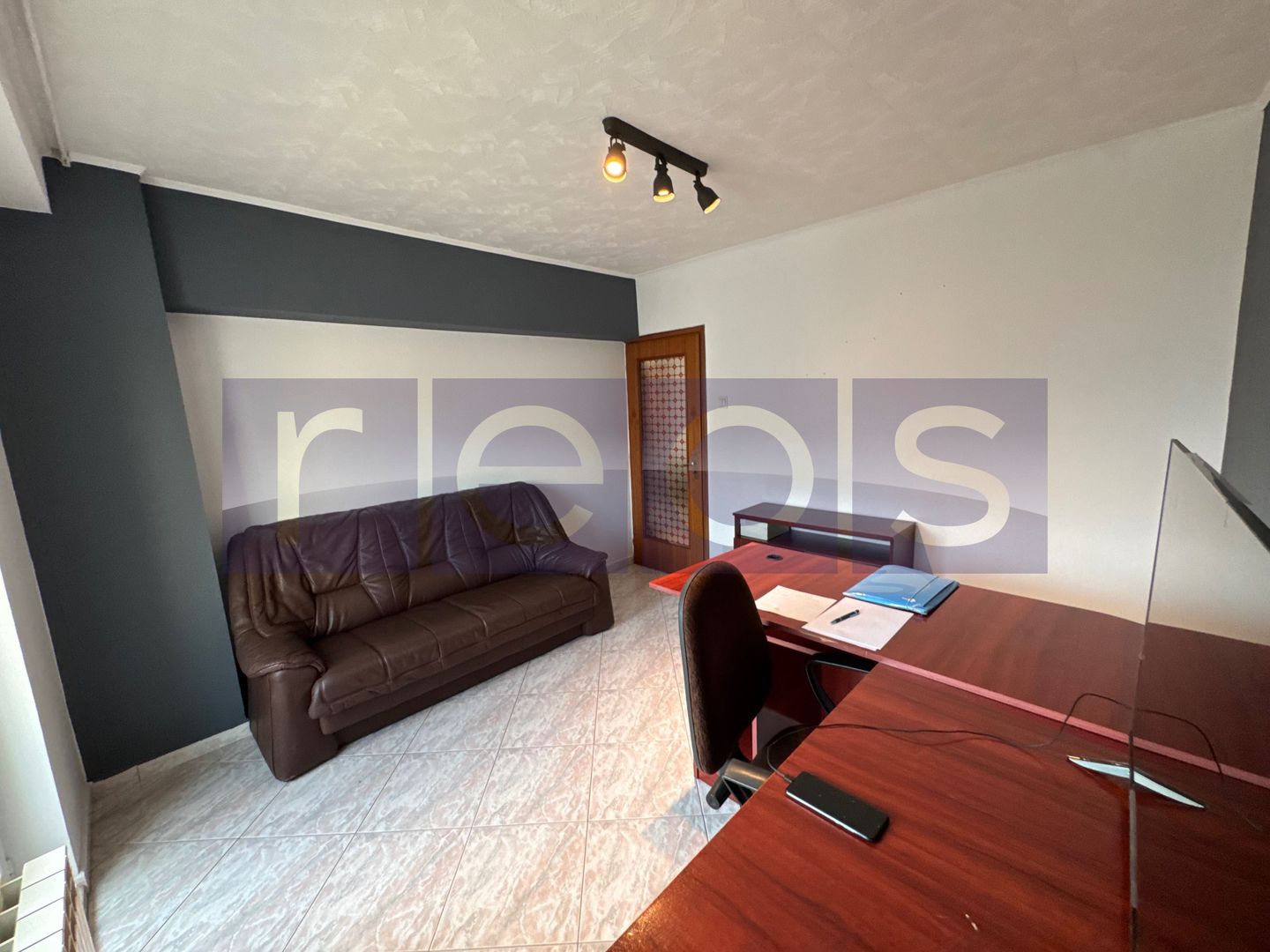 DE VANZARE APARTAMENT 2 CAMERE 60 MP PIATA ALBA IULIA | DECOMANDAT | - Poză 4