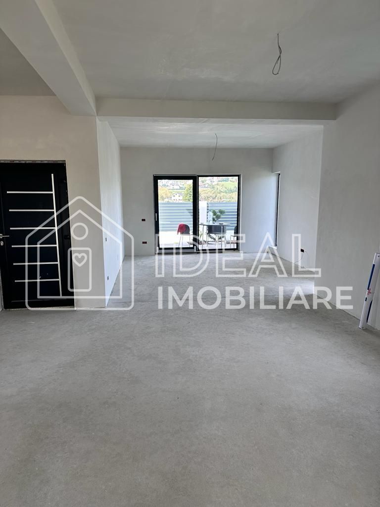 Casa Individuala cu 4 camere si 700 mp teren, in Tocile - Poză 7