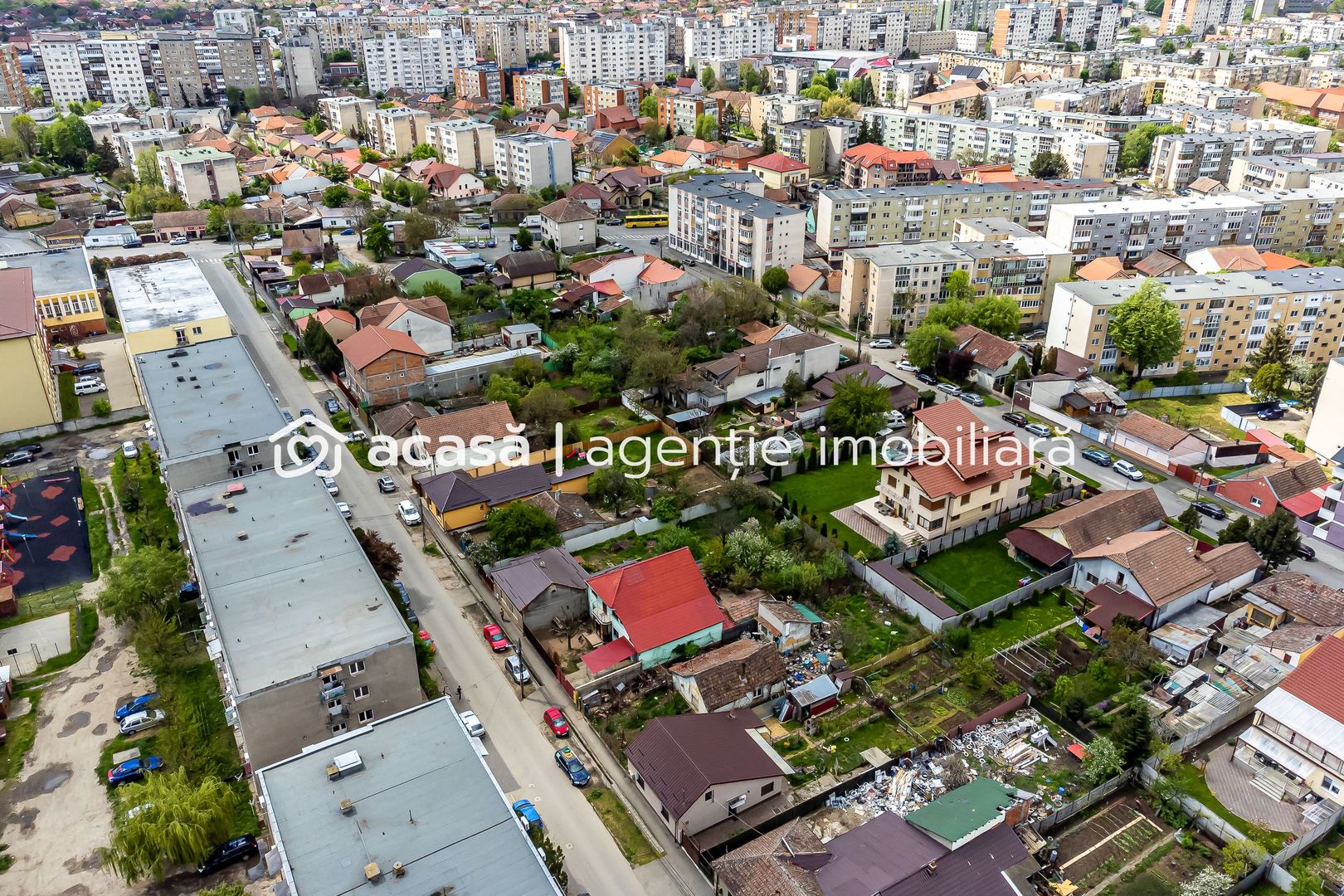 Teren spațios cu casă veche in Vlaicu - Poză 8