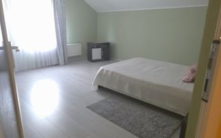 Casa langa Blue Sky cu panouri solare, garaj si terasa mare - Poză 4