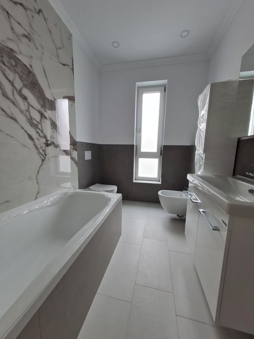 Proiect deosebit la 5 minute de Iulius Town - Poză 25