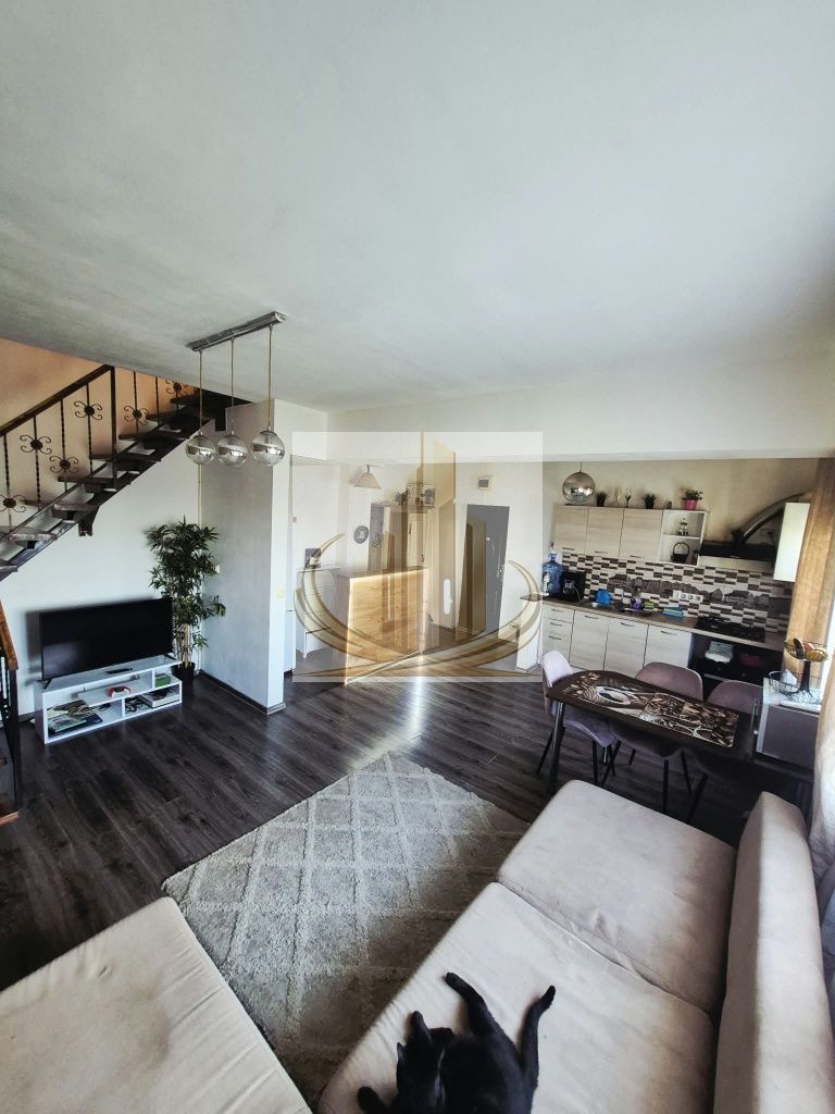 De vânzare apartament 3 camere 70mp - Poză 3