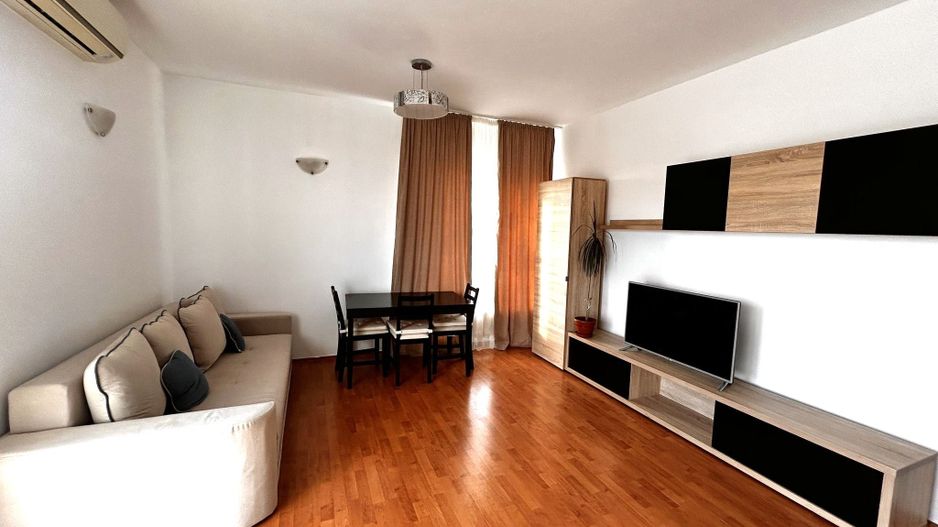 🏡 Închiriez Apartament cu 2 camere, parcare inclusă, Complex Răsărit de Soare - Poză 7