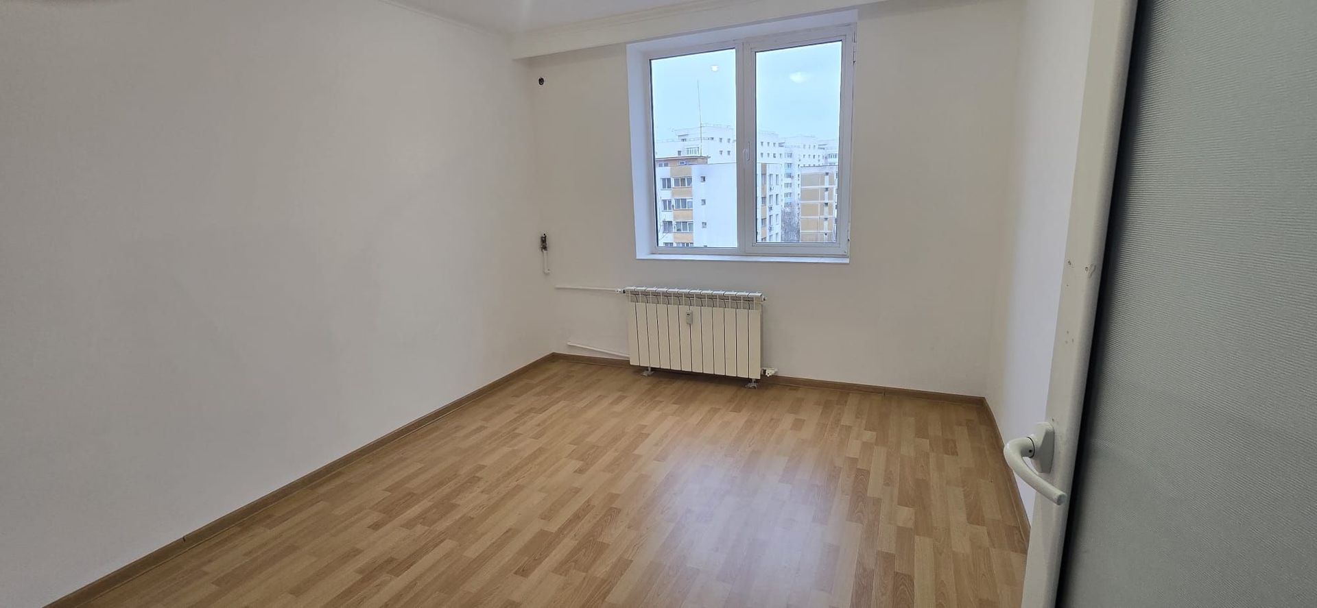 Apartament 4 camere Soseaua Berceni /an 1981 - Poză 20
