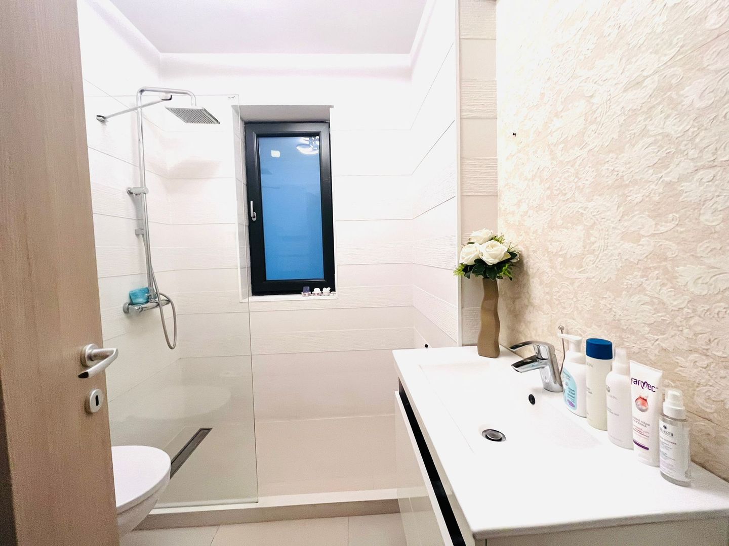 APARTAMENT DE LUX DECOMANDAT BLOC 2019 ULTRACENTRAL PALATUL PARLAMENTULUI - Poză 12