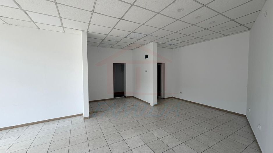🏢 Spațiu comercial de vânzare – Oportunitate excelentă de investiție - Poză 4