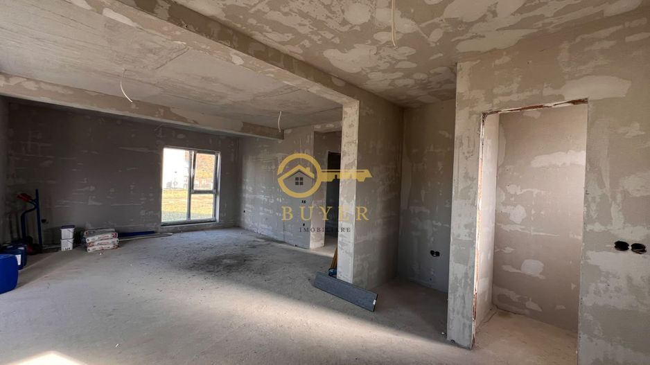 Casa single, finisata LA GRI- Talmaciu, zona cu peisaj superb, 400 mp - Poză 13