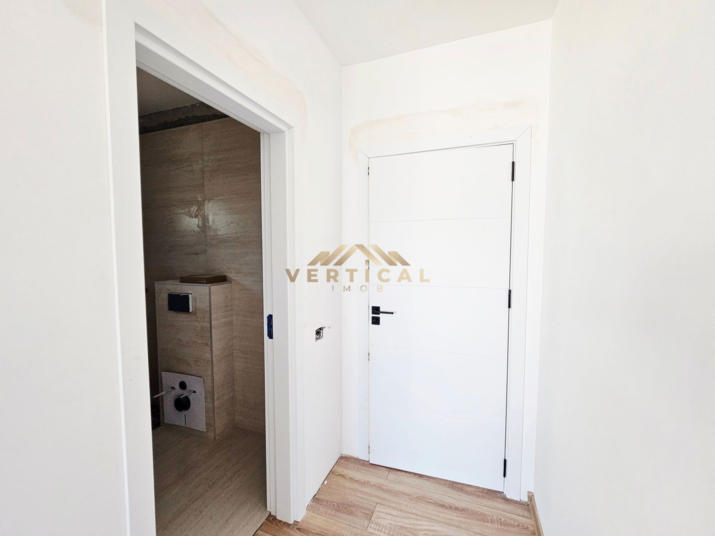 Casa parter 4 camere - comuna Berceni - Poză 15