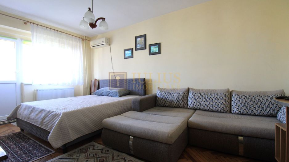 Zona Complex, centrala proprie, o camera - Poză 2