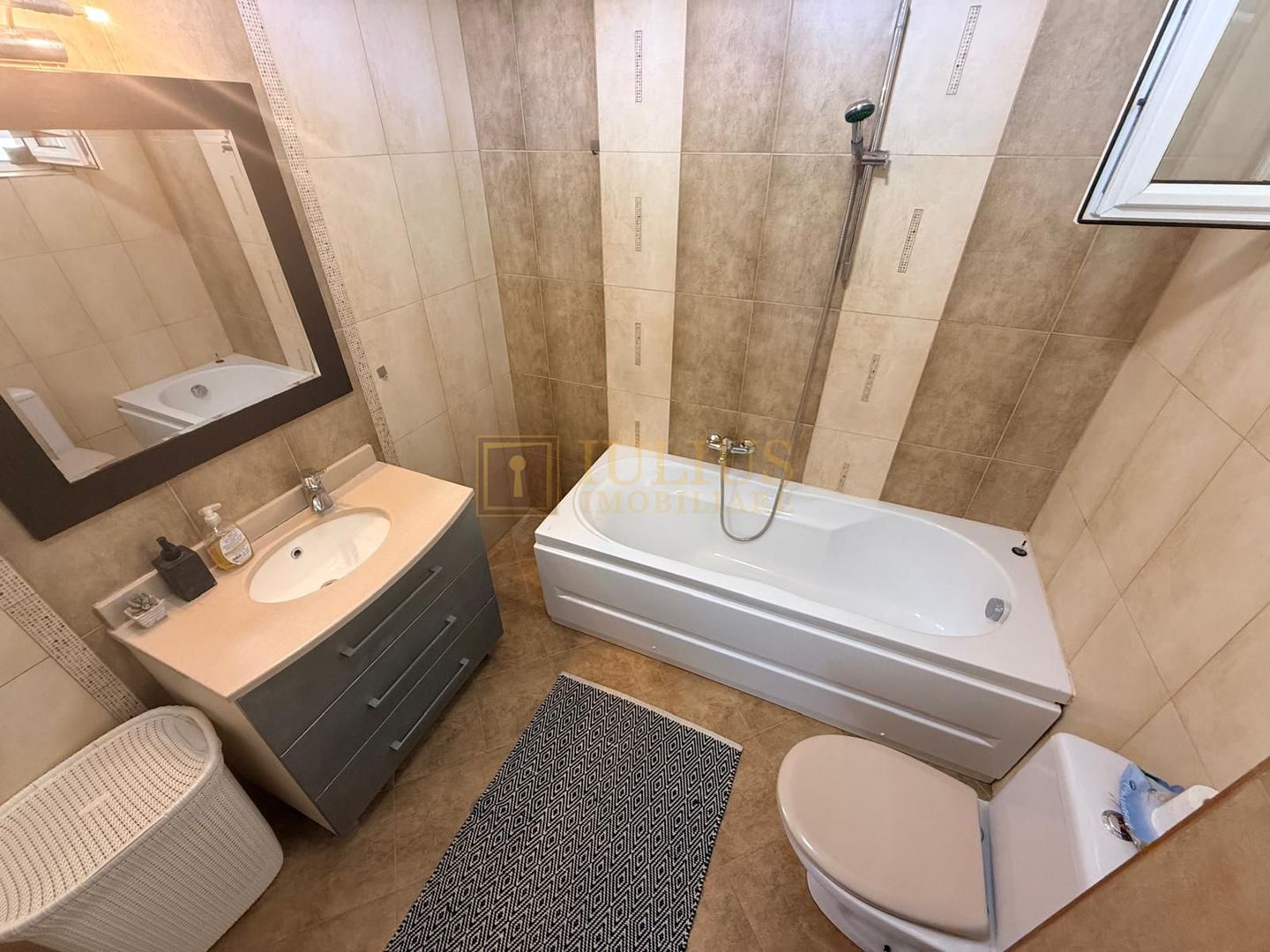 3 camere: 2 dormitorare| Lipovei-Restaurant Caprice| 2 locuri de parcare| 90 mp - Poză 16