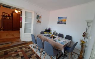 Apartament 3 camere + 1 anexa 23 mp  | Etaj 1 | Zona Botizului - Poză 1