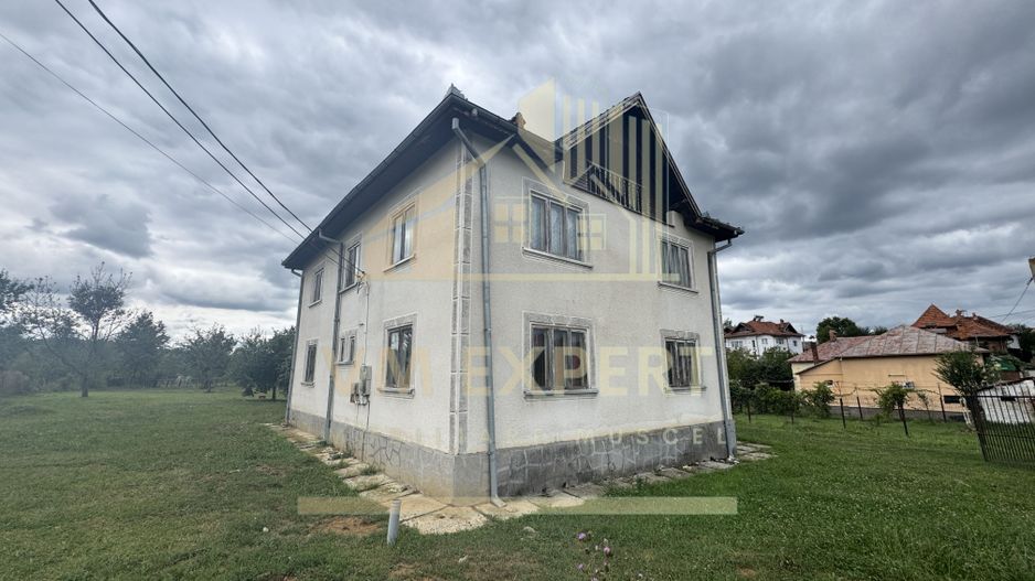 CASĂ 7 CAMERE TEREN 468 MP BUGHEA DE SUS ARGEȘ - Poză 4