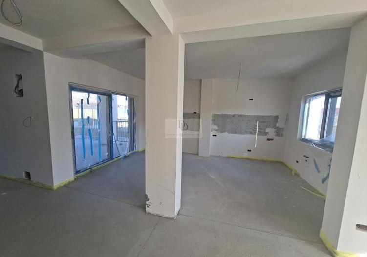 Vânzare Casă Unifamilială Cuplată | Acces privat | Tehnologii premium - Poză 4