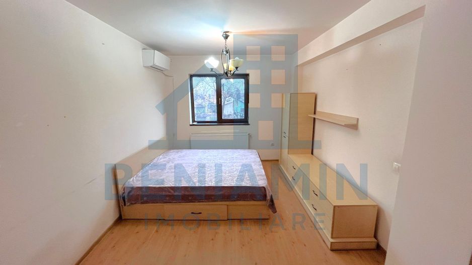 Apartament 3 camere decomandat etaj 1 an 2009 centrala - Poză 5