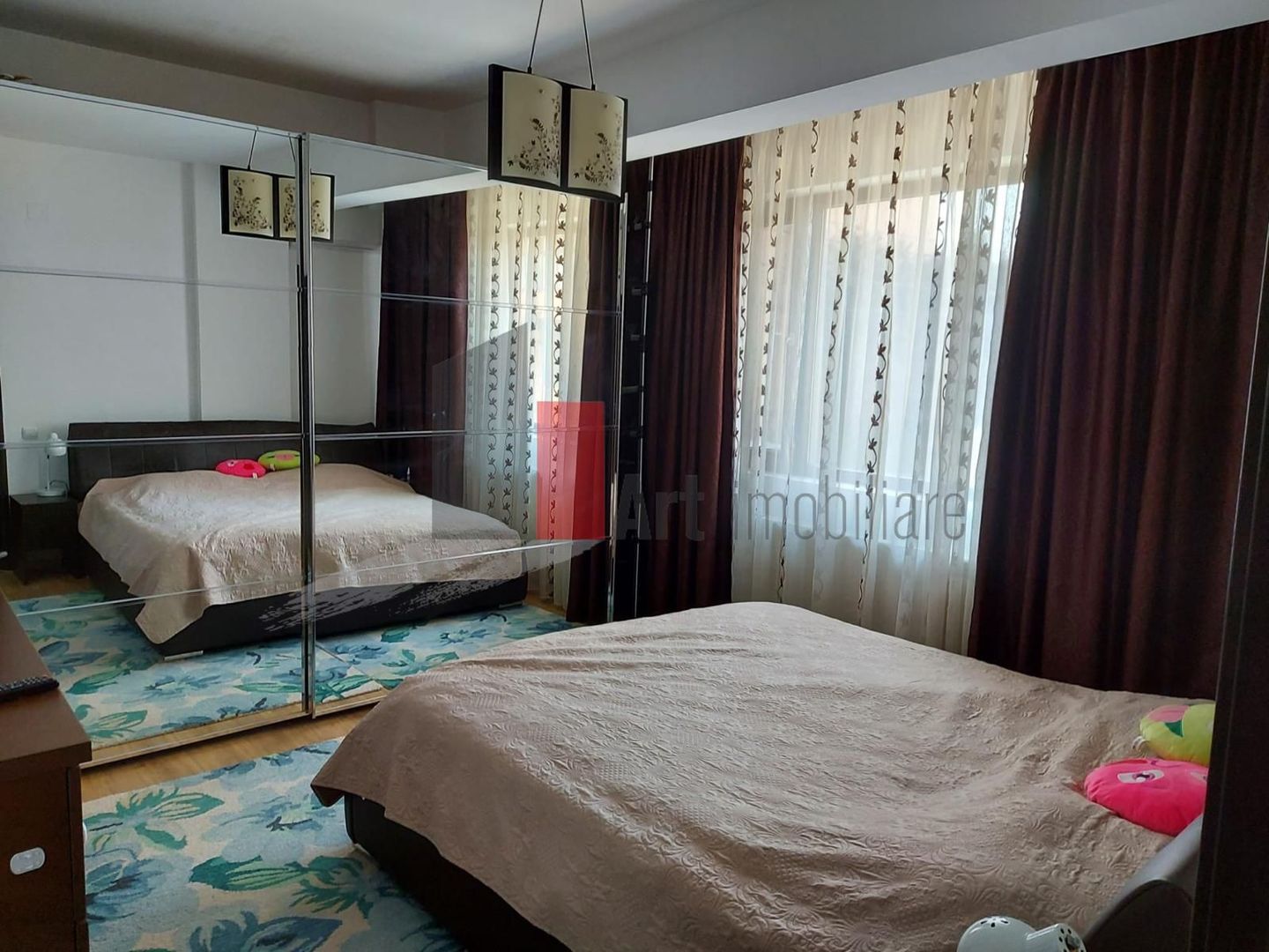 Inchiriere apartament 3 camere in complex Apusului Residence - Poză 1