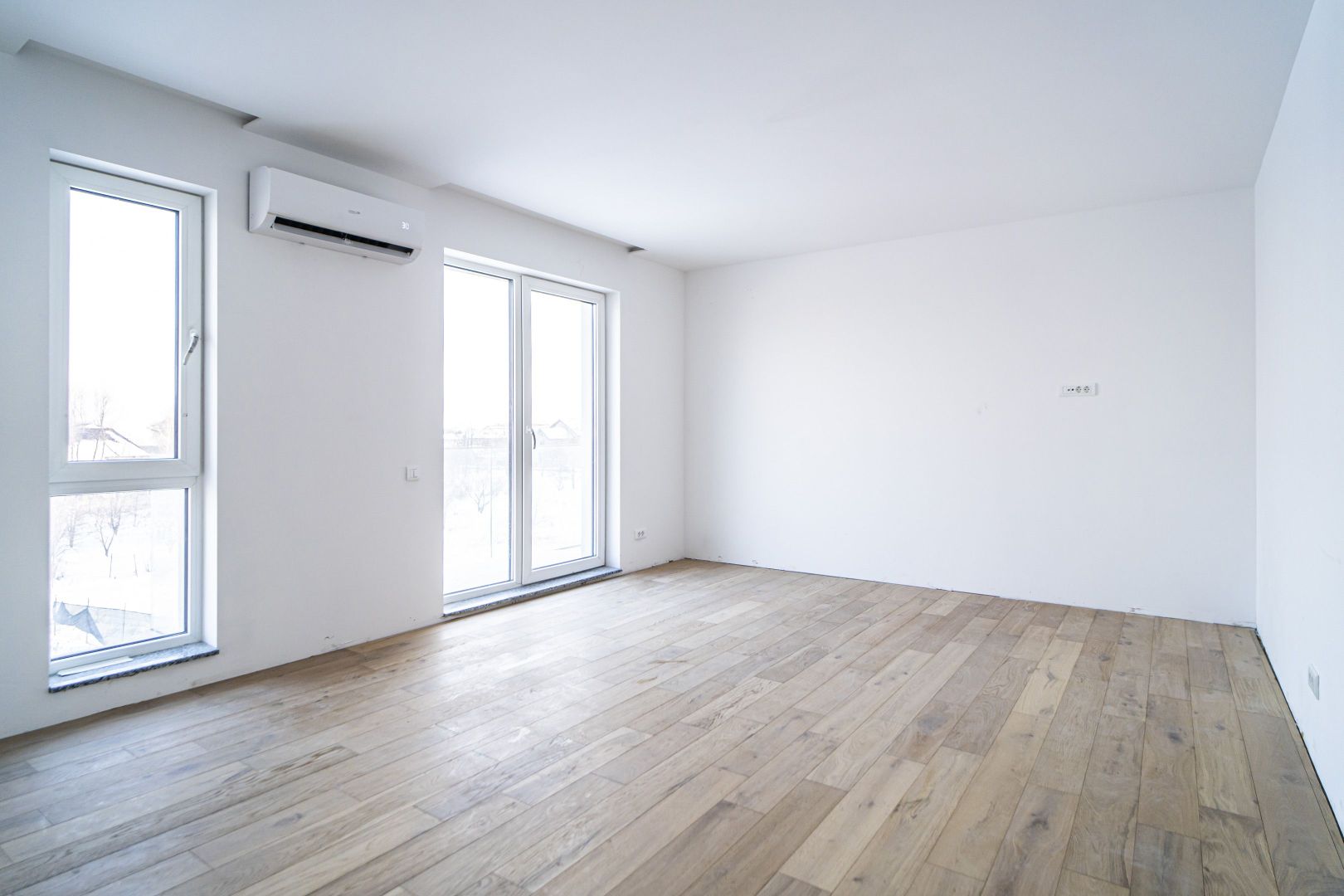Strada Ghidigeni, zona Raul Doamnei, 2 camere, bloc nou, DOAR PALTA CASH - Poză 5