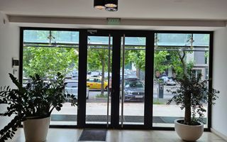 Showroom / Spațiu 145 mp, fațadă sticlă | Ultracentral – Unirii - Poză 8